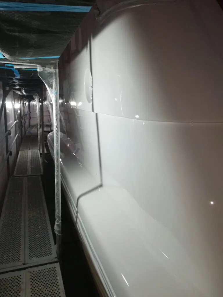 Yacht refinishing, painting and surface preparation in the Meštri od Broda workshop 6