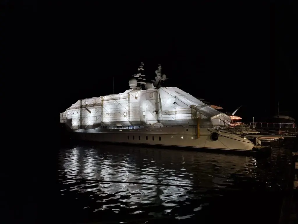 Additional yacht maintenance, repair and finishing work completed by Meštri od Broda 10