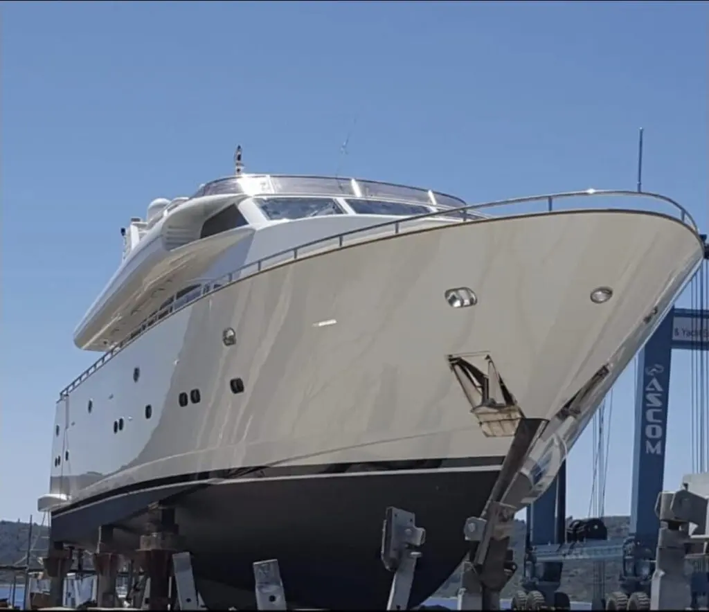 Lady Tatiana yacht painting and refinishing work in the Meštri od Broda workshop 2