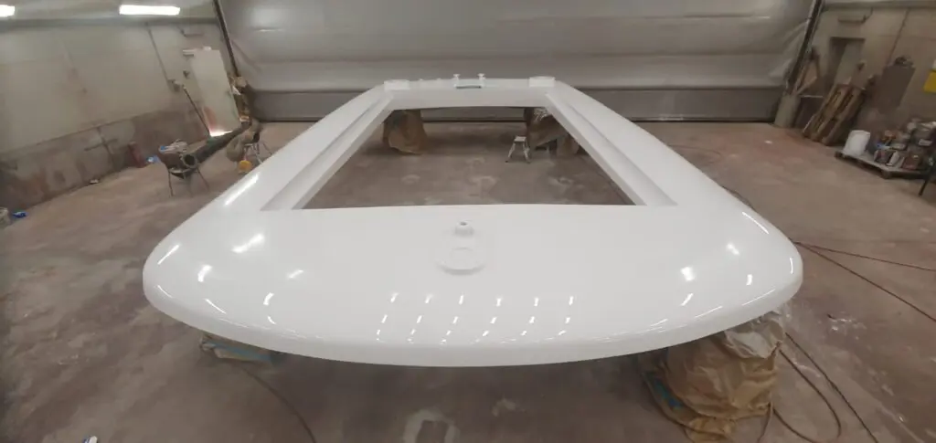 Yacht refinishing, painting and surface preparation in the Meštri od Broda workshop 17
