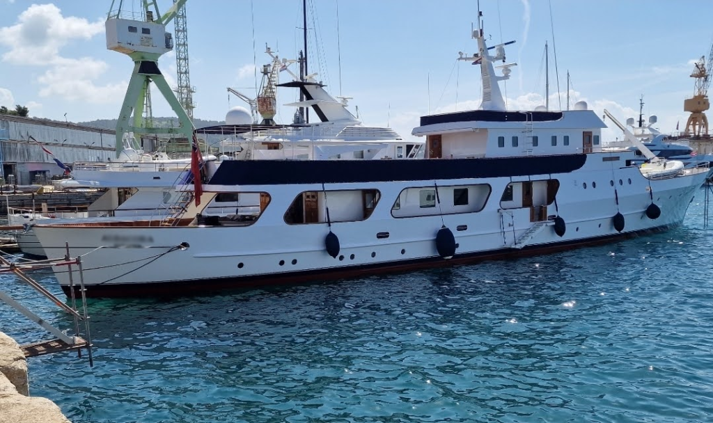Additional yacht maintenance, repair and finishing work completed by Meštri od Broda 11